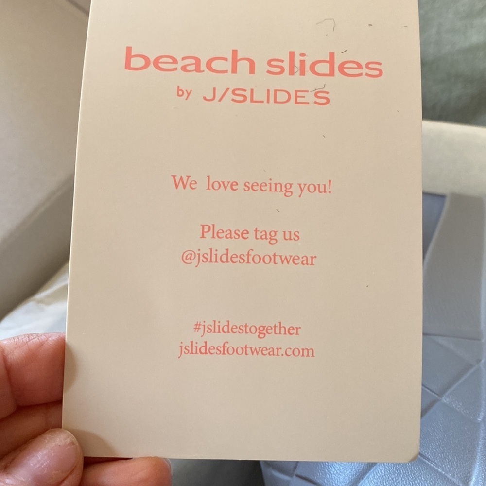 NWB Beach Slides by/Slides sandals size 10M - Picture 9 of 11